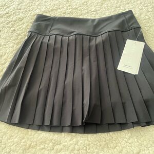 Athleta Elevate Running, Tennis, About Town Charcoal Pleated Mini Skirt